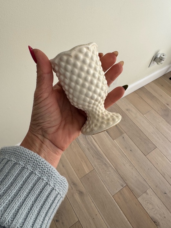 Unknown Other - Cream Hobnail Ceramic Bud Vase - Decorative Home Accent